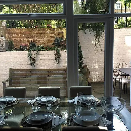 The Bromptons, Luxury South Kensington Apartment Londra Esterno foto