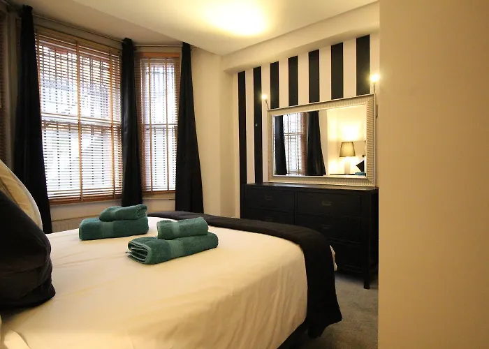 The Bromptons, Luxury South Kensington Apartment